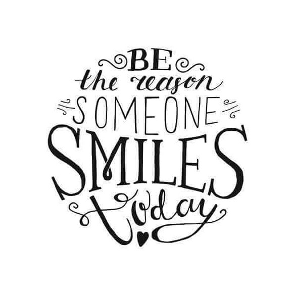 Adesivo Decorativo Smiles Medidas 0,59x0,59 Metros (Seja o motivo do riso de alguém hoje)